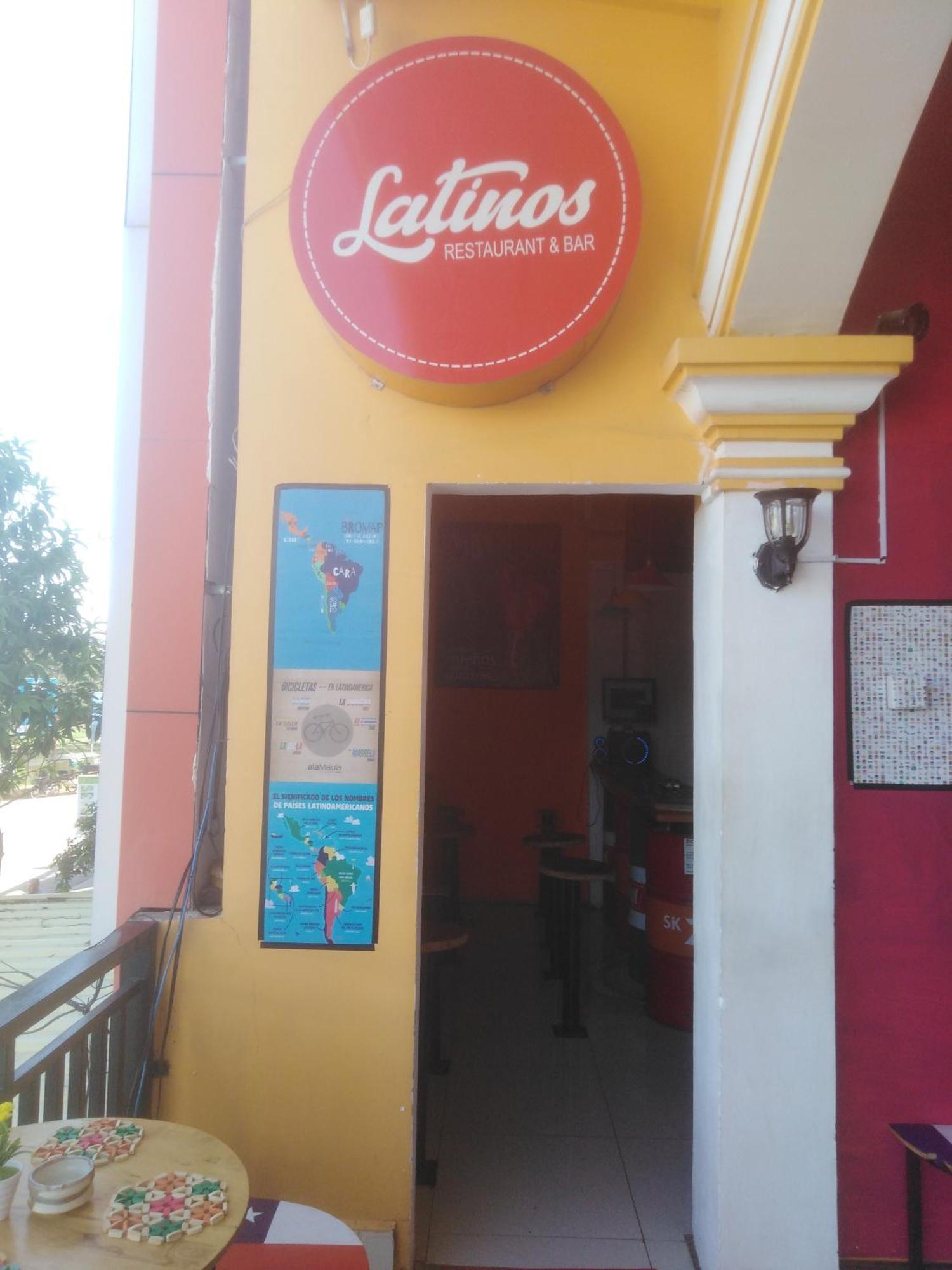 Latinos Hostel Siem Reap Exterior photo